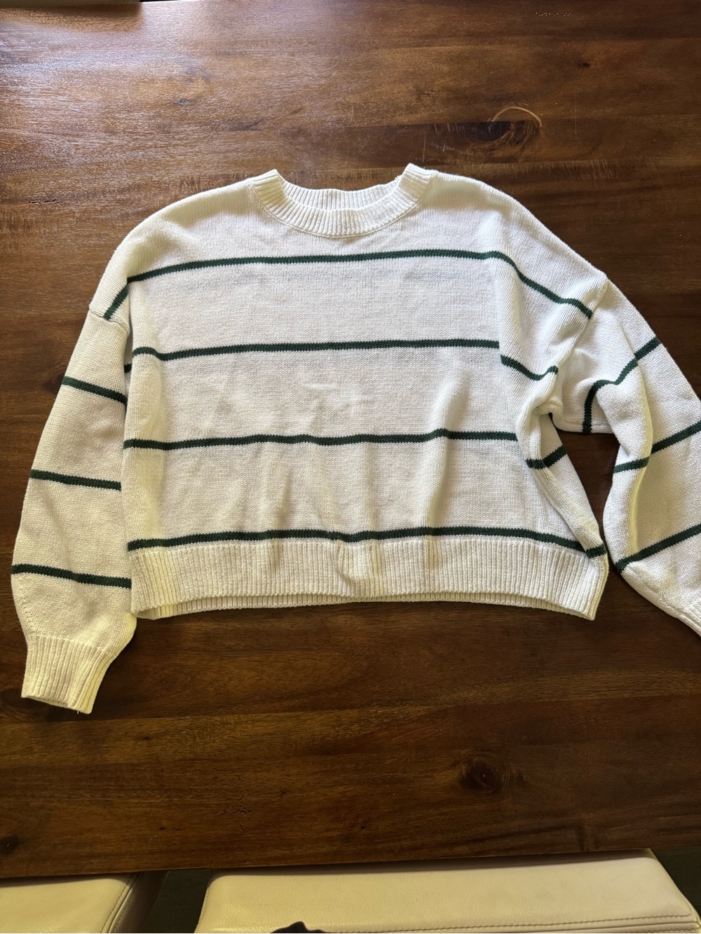 Hollister White Sweater with Dark Green Stripes Size Large
